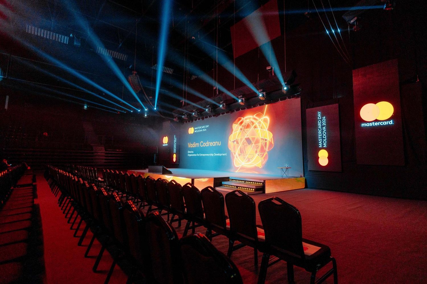mastercard-day-moldova-scena-sunet-lumini-nova-event