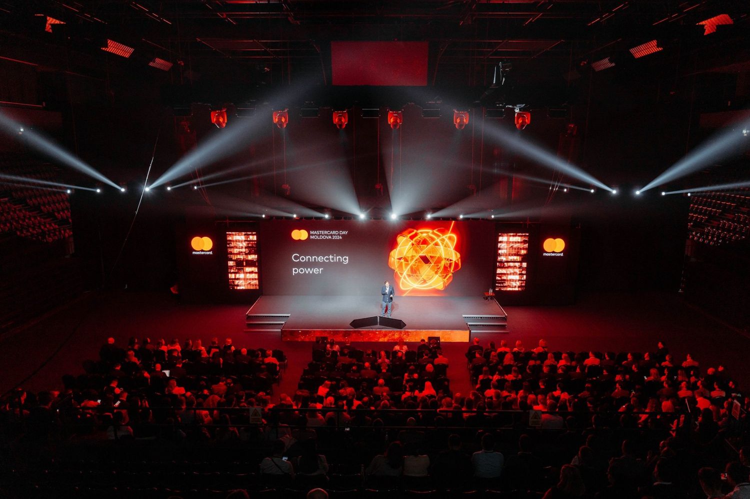 mastercard-day-moldova-scena-sunet-lumini-nova-event
